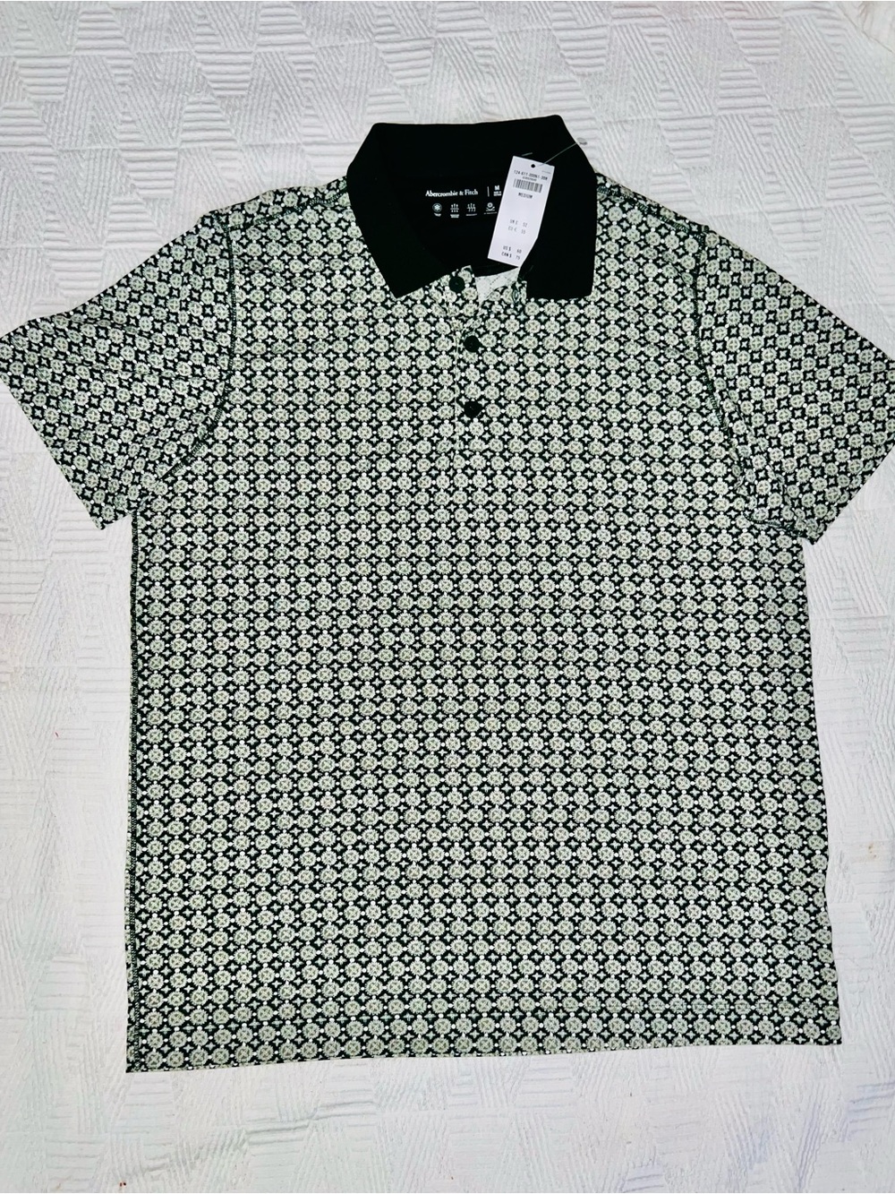 Abercrombie & Fitch Green and White Geometric Polo